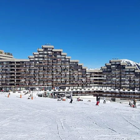 Jolie Etage Eleve Aux Pieds Vue Pistes Apartment